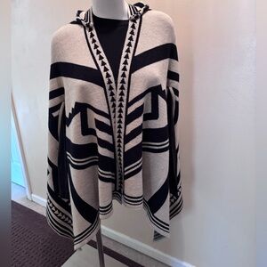 Look Geometric Shrug Pancho Sweater Black & Cream One Size Fits Most